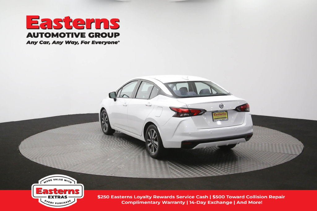 Used 2022 Nissan Versa SV FWD image 67