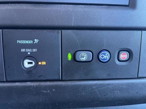 Used 2022 Chevrolet Express 3500 LS image 19