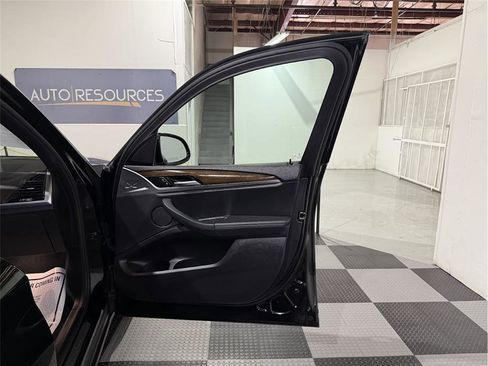 Used 2021 BMW X3 xDrive30i w/ Convenience Package image 30