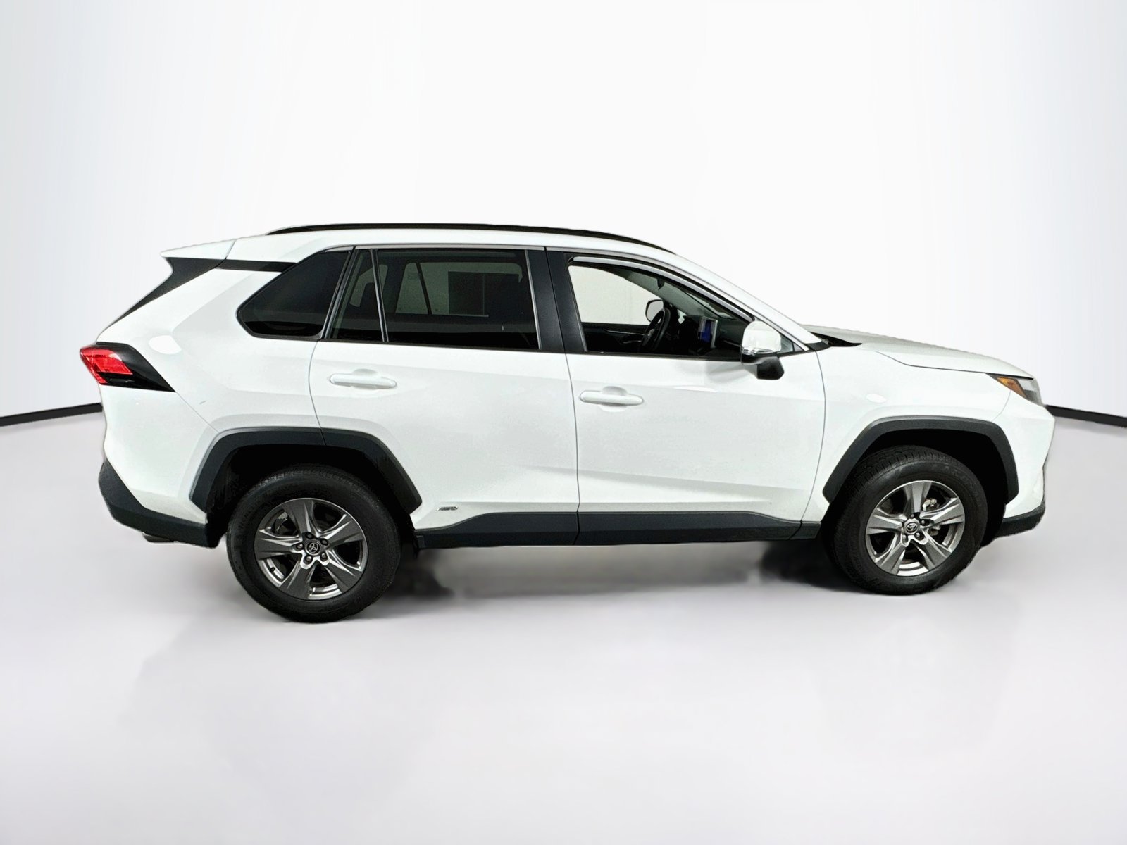 Certified 2024 Toyota RAV4 XLE AWD/4WD image 8