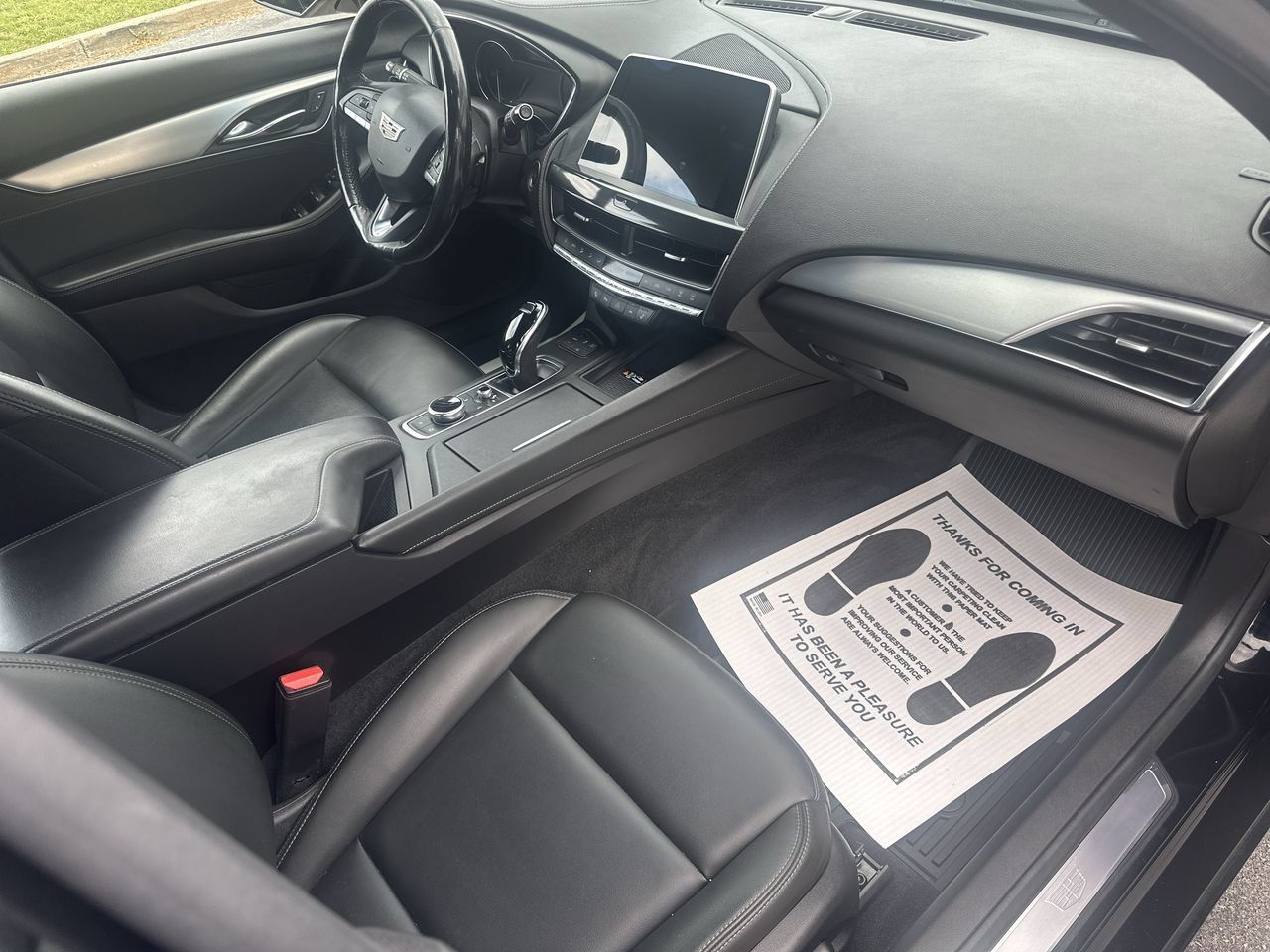 Used 2023 Cadillac CT5 Luxury w/ Cold Weather Package AWD/4WD image 29