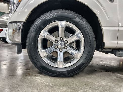 Used 2021 Ford F150 Lariat RWD image 11