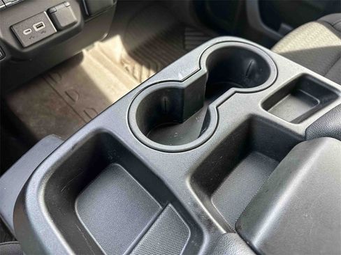 Certified 2024 Chevrolet Silverado 2500 Custom w/ Custom Value Package image 32