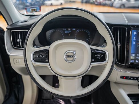 Used 2020 Volvo XC60 T5 Inscription w/ Protection Package Premier AWD/4WD image 34