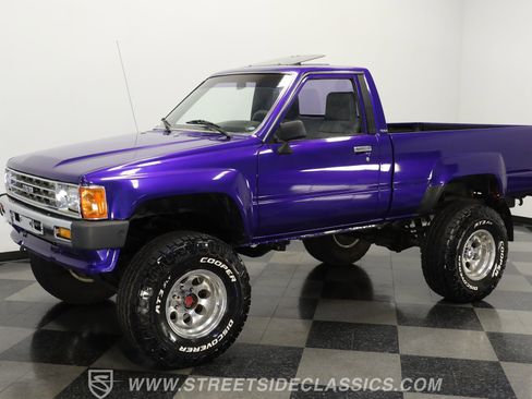 Used 1987 Toyota Pickup 4x4 Regular Cab image 5