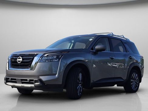Used 2025 Nissan Pathfinder SL w/ SL Premium Package AWD/4WD image 20