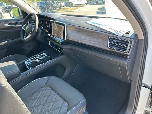 New 2026 Volkswagen Atlas SEL Premium R-Line AWD/4WD image 47