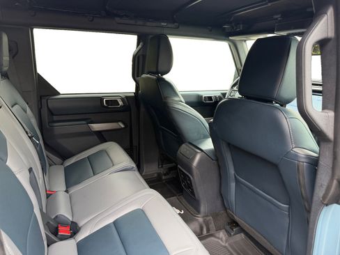 Used 2022 Ford Bronco Outer Banks AWD/4WD image 20