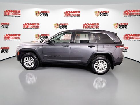 Used 2025 Jeep Grand Cherokee Laredo X AWD/4WD image 14