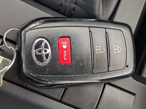 Used 2024 Toyota Tacoma TRD Off-Road AWD/4WD image 28