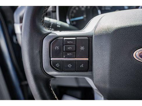Used 2023 Ford F150 4x4 SuperCrew image 12