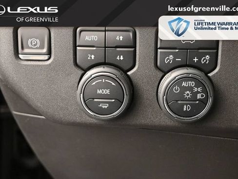 Used 2023 Chevrolet Silverado 1500 RST w/ Z71 Off-Road Package AWD/4WD image 16