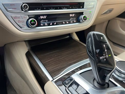 Used 2016 BMW 740i image 71