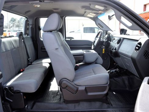 Used 2016 Ford F250 XL image 12