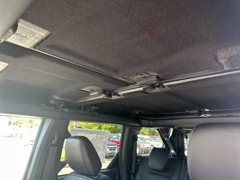 New 2026 Ford Bronco Outer Banks w/ Sasquatch Package AWD/4WD image 23