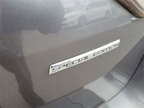 Used 2016 Honda Odyssey SE image 10