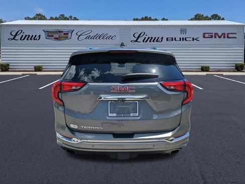 Used 2019 GMC Terrain Denali w/ Driver Alert Package II FWD image 5
