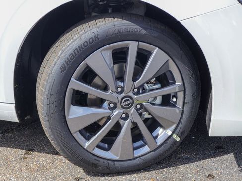 New 2026 Nissan Sentra SL image 17