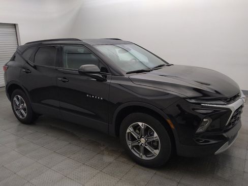 Used 2024 Chevrolet Blazer LT w/ Convenience Package FWD image 11