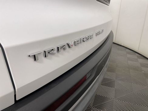 New 2026 Chevrolet Traverse LT w/ Sun and Wheel Package image 32