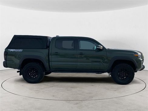 Used 2021 Toyota Tacoma TRD Off-Road image 6