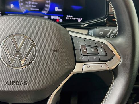 Used 2025 Volkswagen Taos S AWD/4WD image 19