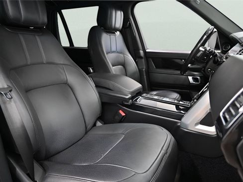 Used 2019 Land Rover Range Rover Long Wheelbase Supercharged image 24