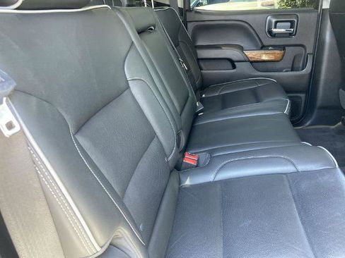 Used 2018 Chevrolet Silverado 2500 High Country w/ Duramax Plus Package AWD/4WD image 22