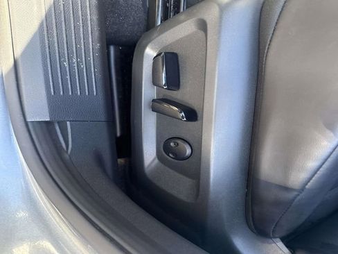 Used 2023 Nissan Rogue SV w/ SV Premium Package image 20