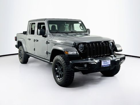 Used 2023 Jeep Gladiator Willys image 3