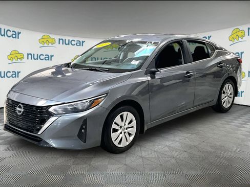 Used 2025 Nissan Sentra S image 3