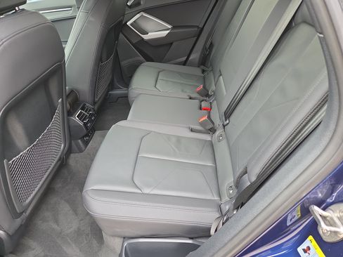 Used 2023 Audi Q3 2.0T Premium Plus w/ Premium Plus Package image 7