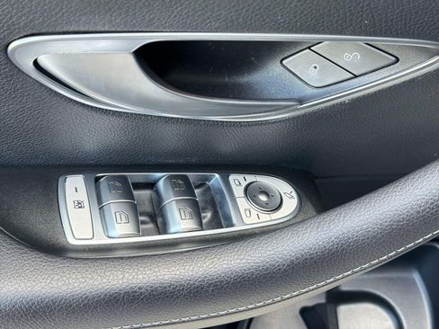 Certified 2019 Mercedes-Benz E 300 image 20