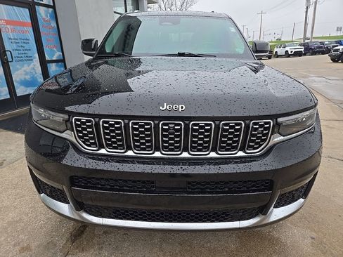 Used 2021 Jeep Grand Cherokee L Summit w/ Advanced Protech Group IV AWD/4WD image 17