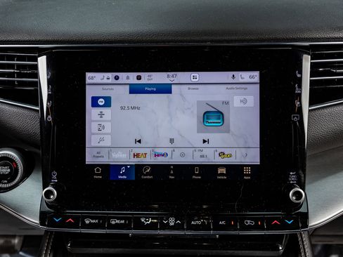 Used 2023 Jeep Wagoneer Series II image 21