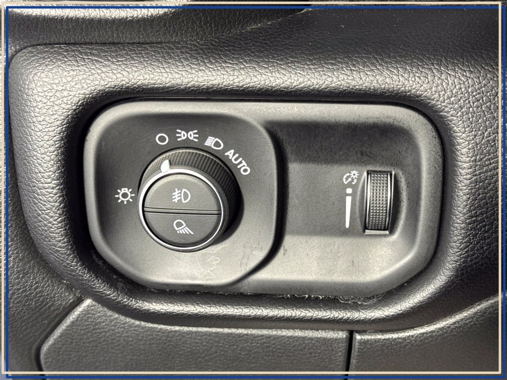 Certified 2026 RAM 2500 Big Horn AWD/4WD image 23