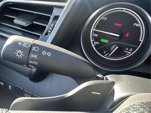 Used 2024 Toyota Camry SE w/ Audio Upgrade Package image 22