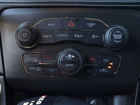 Used 2022 Dodge Charger SRT Hellcat w/ Harman/Kardon Audio Group image 26