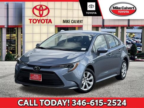 Used 2024 Toyota Corolla LE FWD image 1