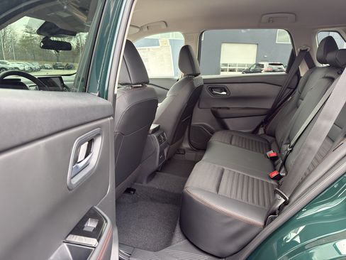 New 2026 Nissan Rogue SV AWD/4WD image 29