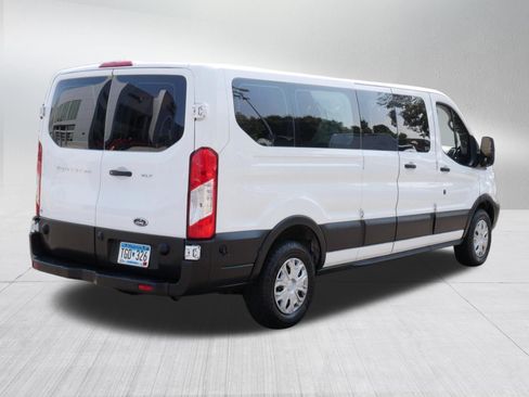 Used 2019 Ford Transit 350 XLT RWD image 7