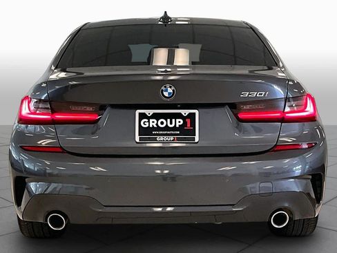 Used 2021 BMW 330i Sedan RWD image 4