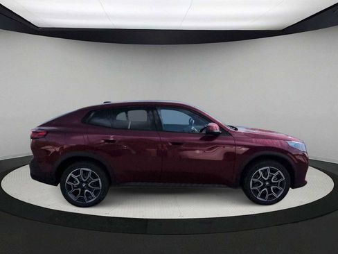 New 2026 BMW X2 xDrive28i w/ Convenience Package image 9
