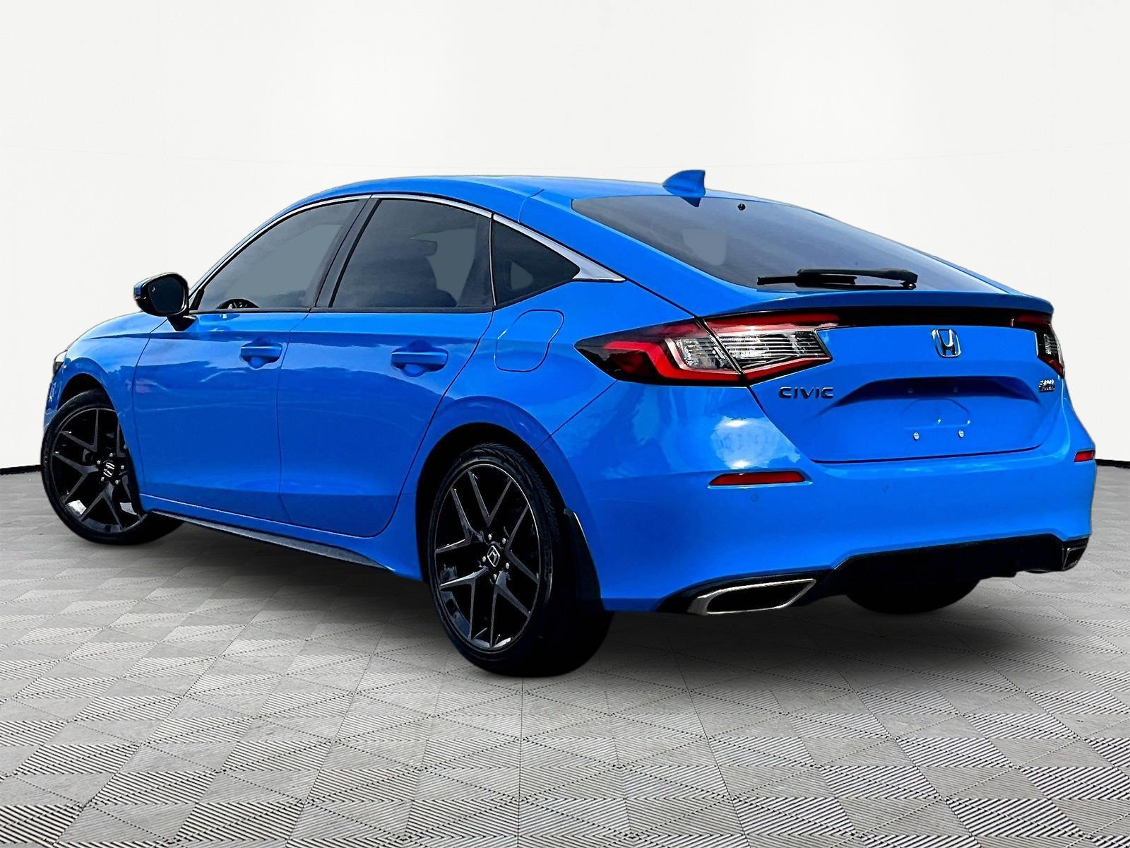 Used 2024 Honda Civic Sport Touring image 4