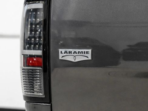 Used 2016 RAM 1500 Laramie w/ Convenience Group AWD/4WD image 65