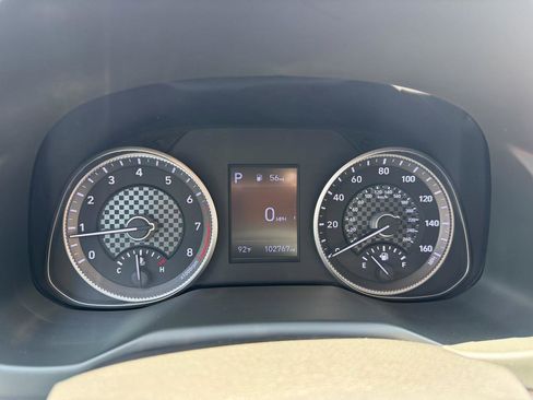 Used 2020 Hyundai Elantra SEL FWD image 17