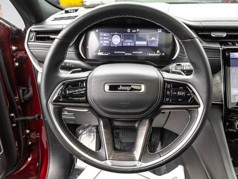 Used 2021 Jeep Grand Cherokee L Overland w/ Luxury Tech Group IV image 24