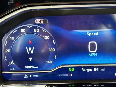 Used 2024 Chevrolet Silverado 1500 RST w/ Protection Package image 13