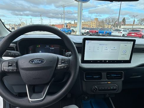 New 2026 Ford Maverick XLT image 15