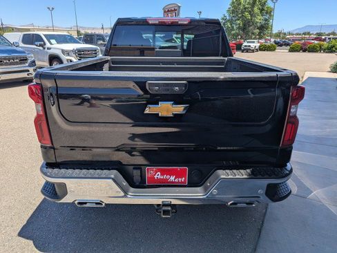 Used 2024 Chevrolet Silverado 1500 LTZ w/ Technology Package AWD/4WD image 4